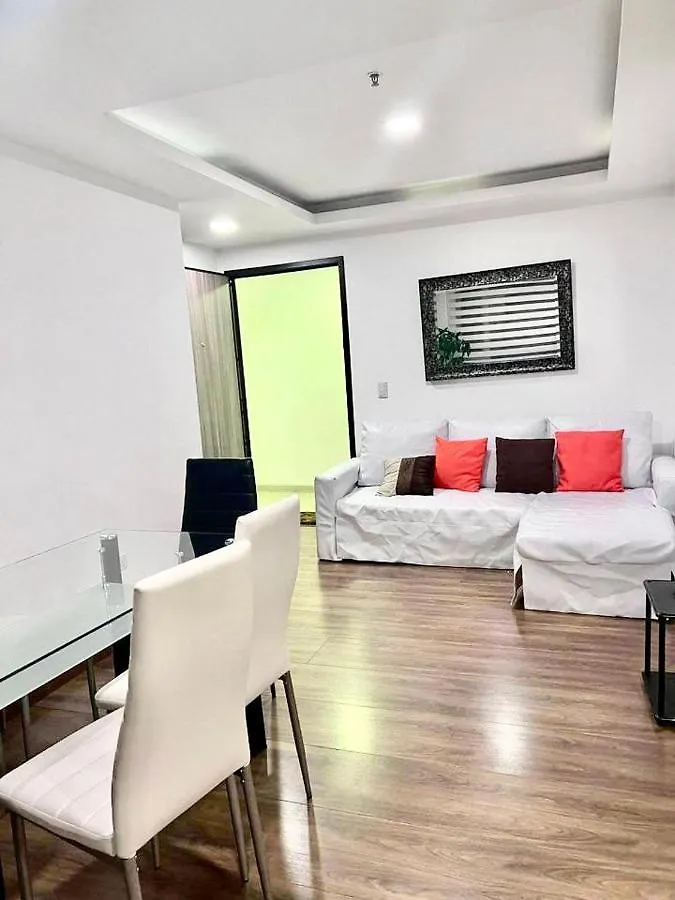 아파트 Suite Lujo En La Rep. Del Salvador Parque Carolina 키토 에콰도르