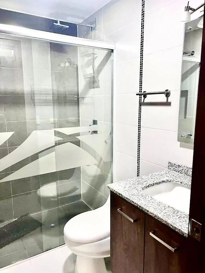 Suite Lujo En La Rep. Del Salvador Parque Carolina 키토