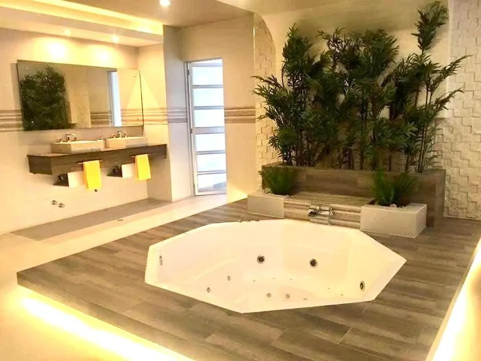 Suite Lujo En La Rep. Del Salvador Parque Carolina 키토 아파트